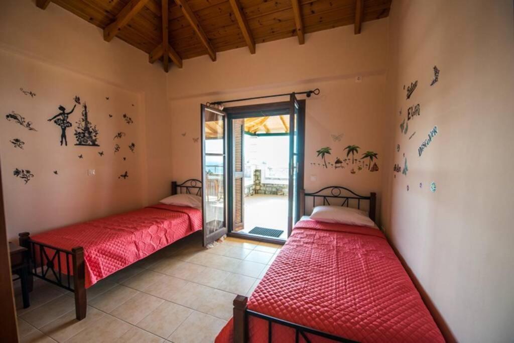 Kelly'S Villa In Stoupa Neokhorion  Esterno foto